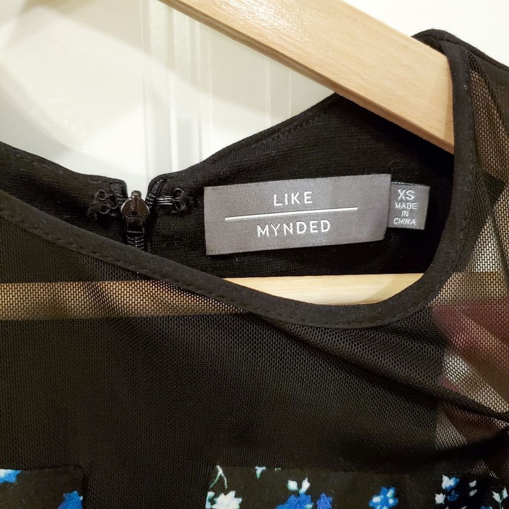 Like Mynded Blue Black Floral Sheer Panel Dress - Picture 2 of 4